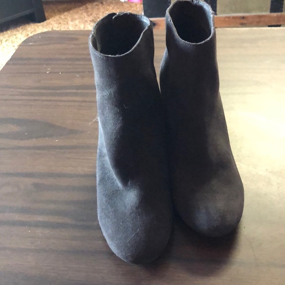 Boots - Picture 3 of 3